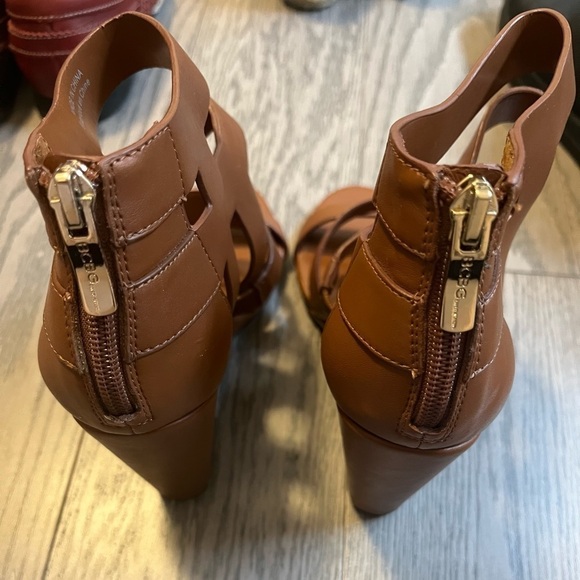 BCBGeneration: Zip  Up Strap Heels - Picture 3 of 7